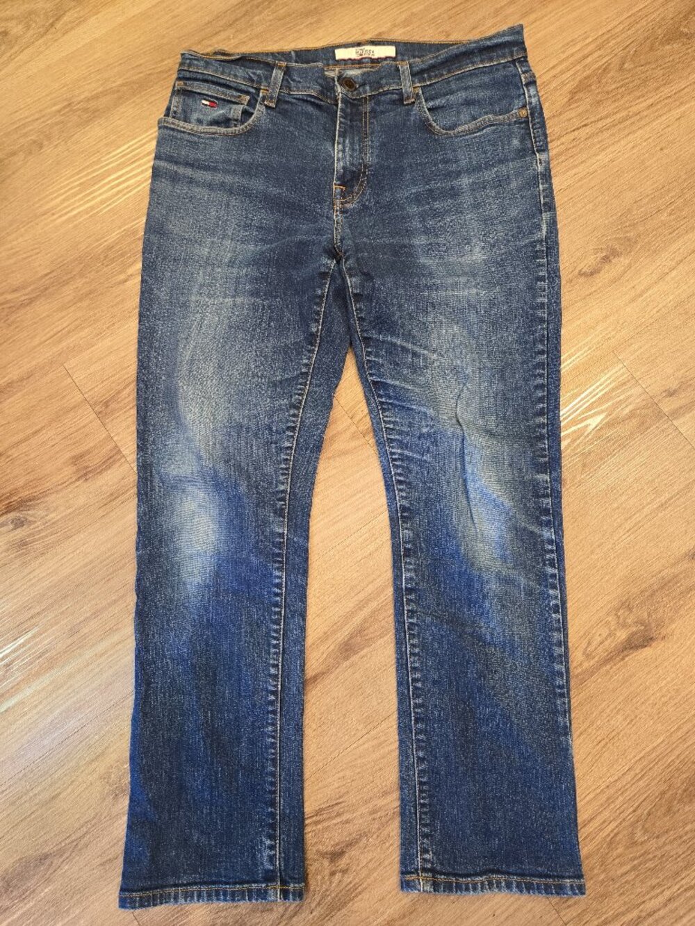 Tommy Hilfiger Denim Men's Jeans Classic Straight Leg 33x30
